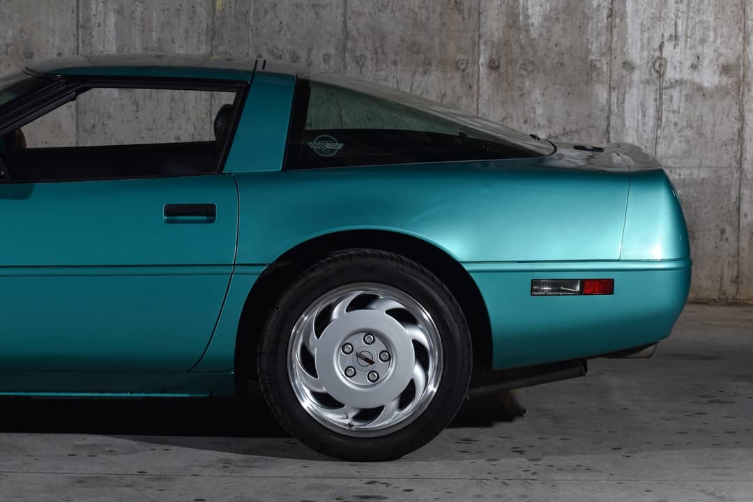 1991 Chevrolet Corvette — photo 14