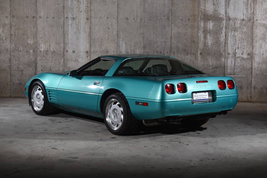 1991 Chevrolet Corvette — photo 16