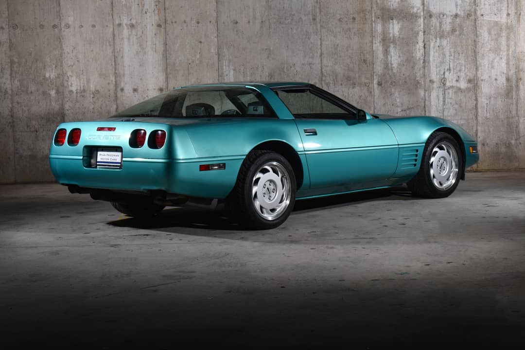 1991 Chevrolet Corvette — photo 22