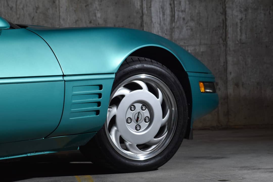 1991 Chevrolet Corvette — photo 24