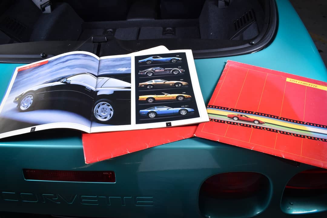 1991 Chevrolet Corvette — photo 27
