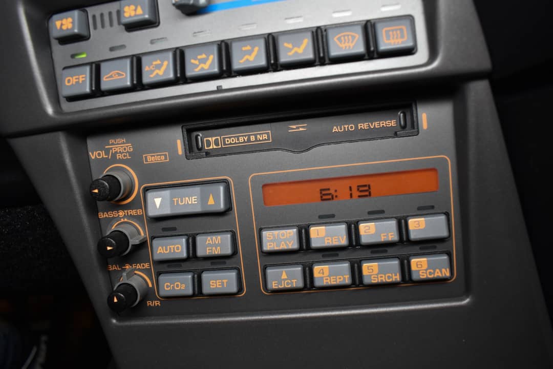 1991 Chevrolet Corvette — photo 36