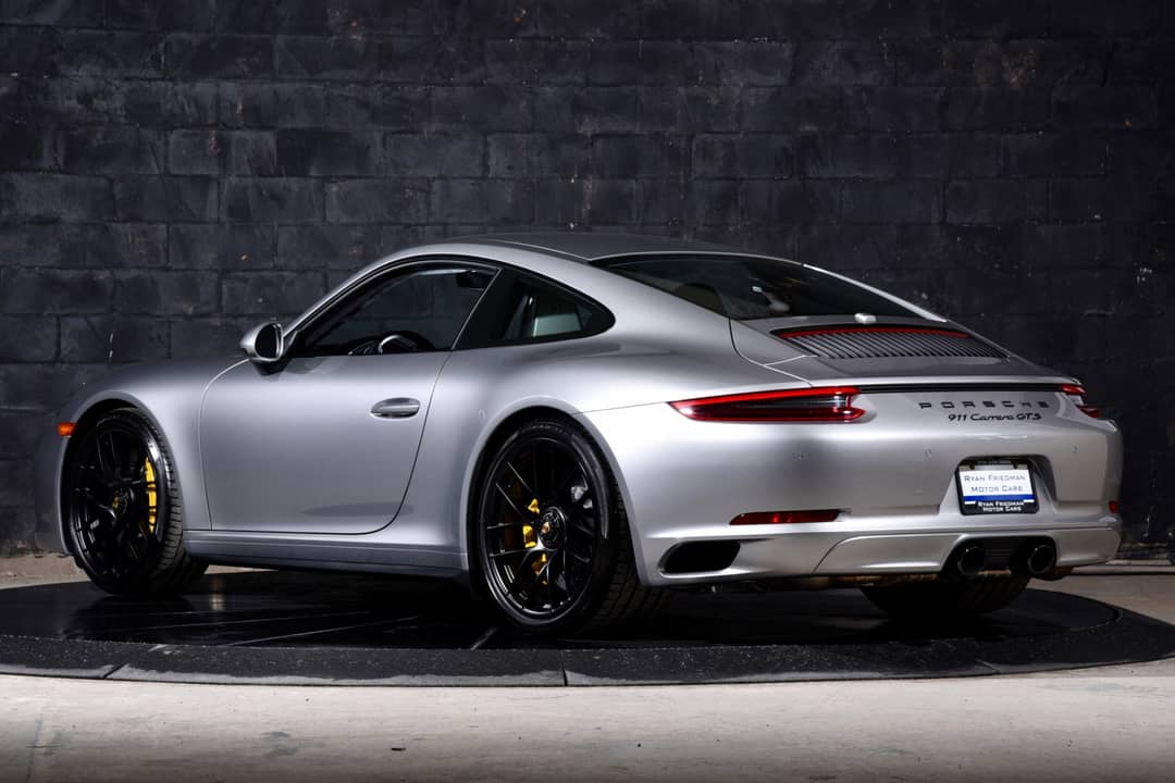 2019 Porsche 911 Carrera GTS — photo 3