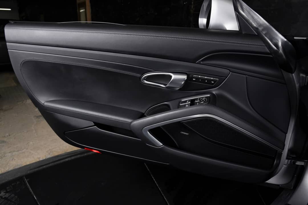 2019 Porsche 911 Carrera GTS — photo 29