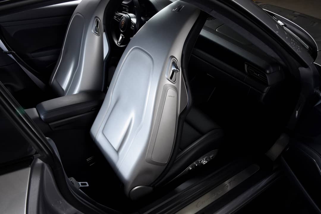 2019 Porsche 911 Carrera GTS — photo 36