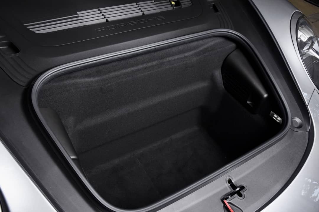2019 Porsche 911 Carrera GTS — photo 39