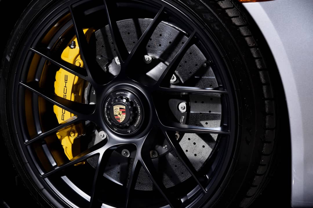 2019 Porsche 911 Carrera GTS — photo 9