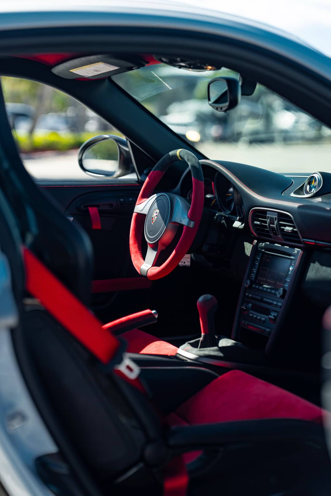 2011 Porsche 911 GT2 RS — photo 28