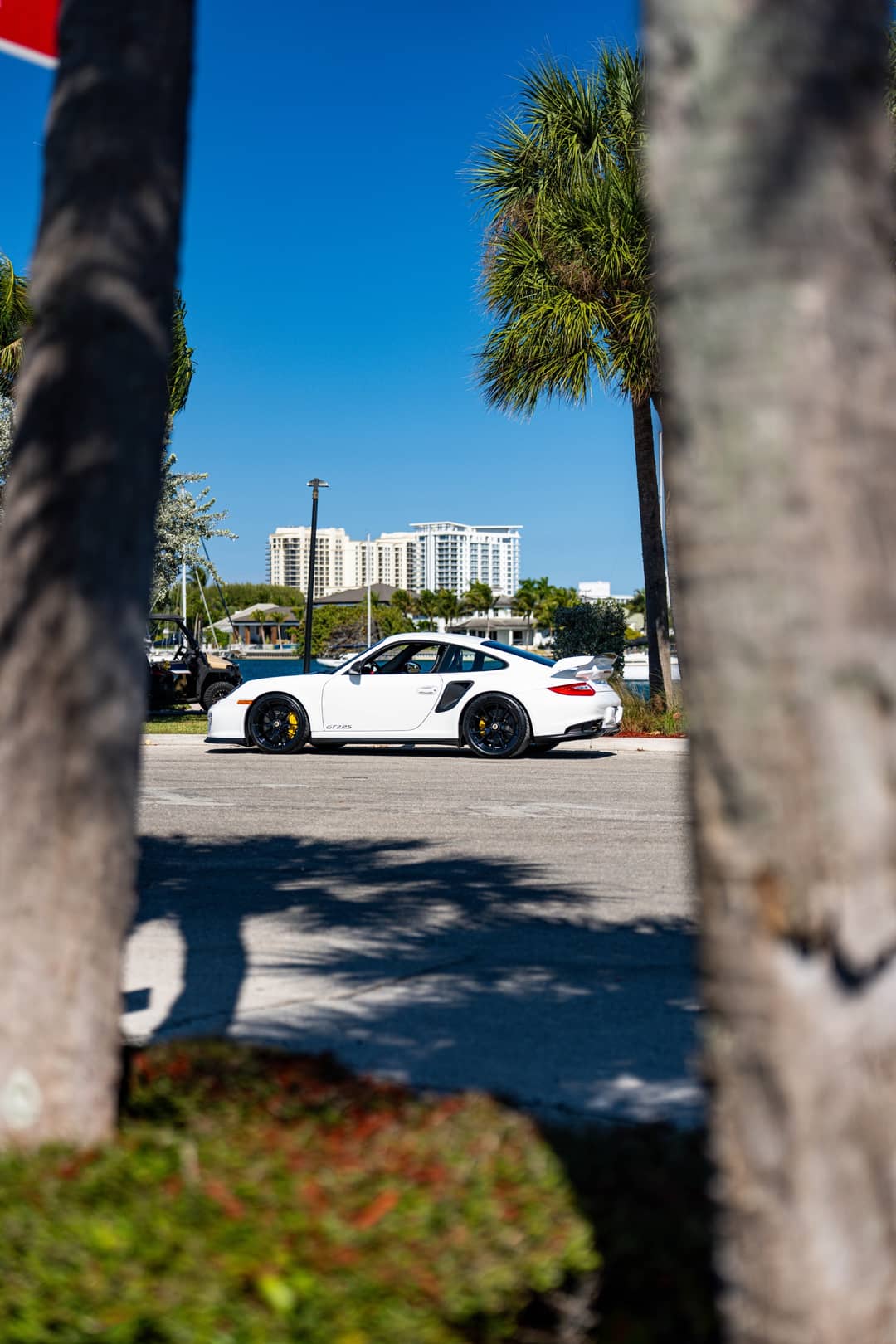 2011 Porsche 911 GT2 RS — photo 37