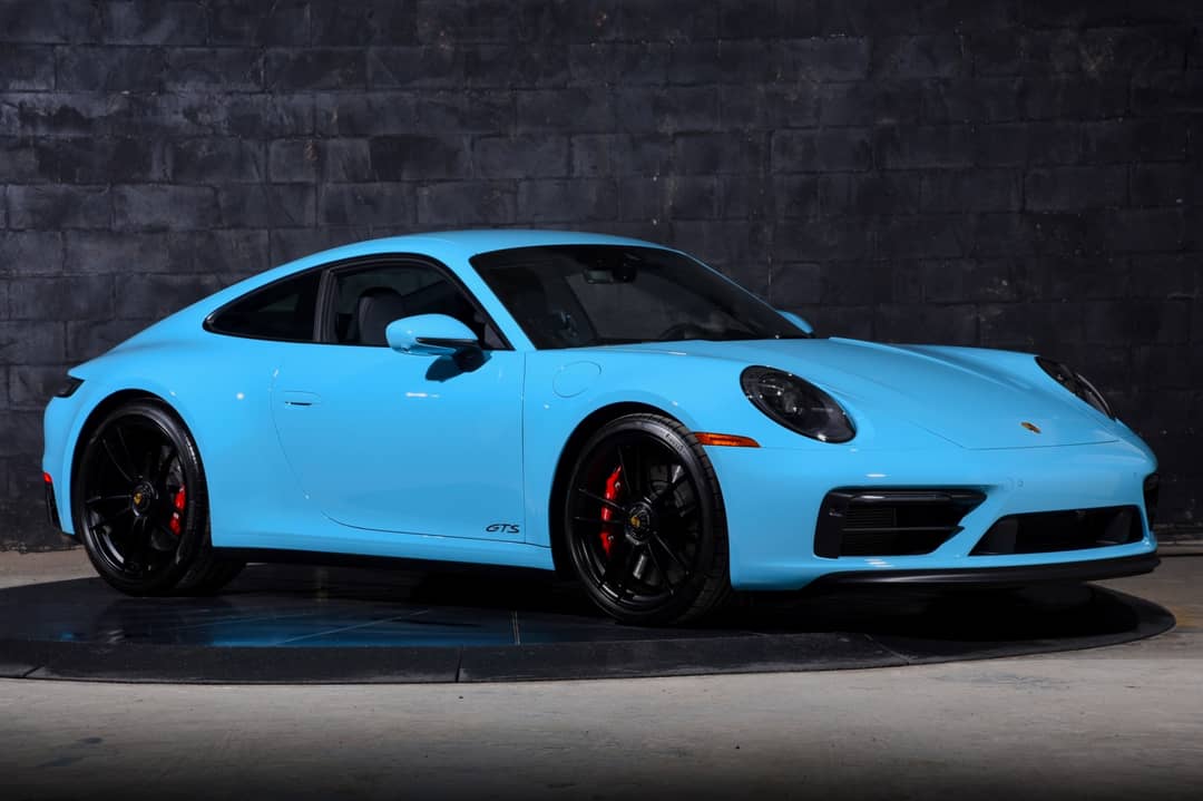 2024 Porsche 911 Carrera GTS — photo 2