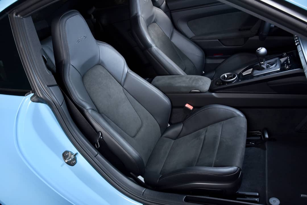 2024 Porsche 911 Carrera GTS — photo 5