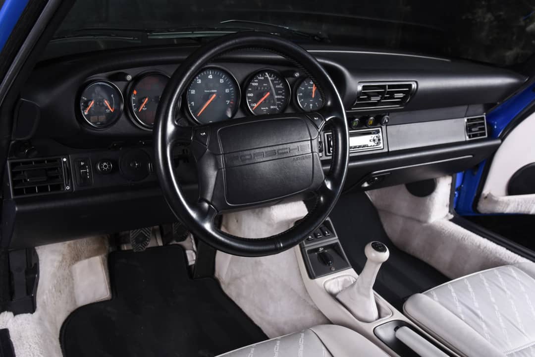 1992 Porsche 911 Carrera 2 — photo 4
