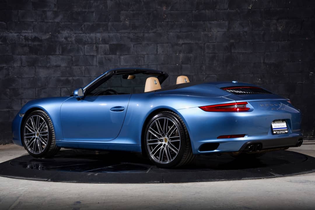 2019 Porsche 911 Carrera — photo 3