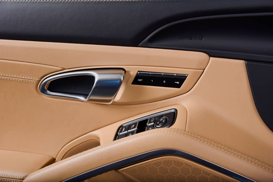 2019 Porsche 911 Carrera — photo 22