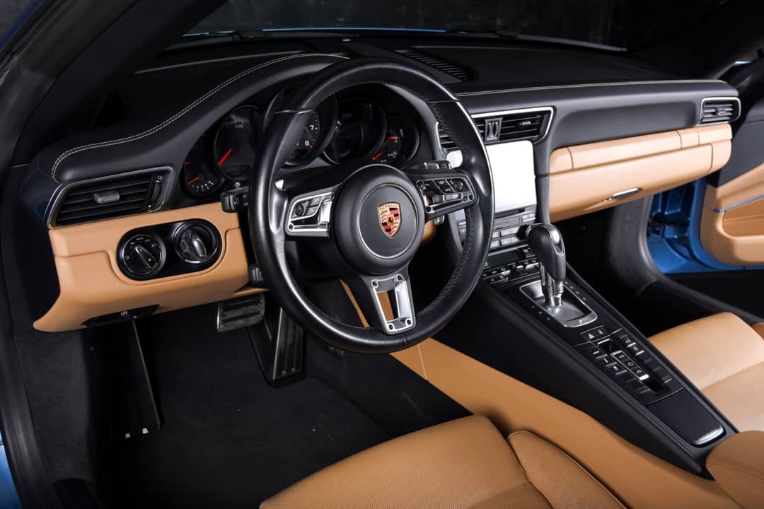 2019 Porsche 911 Carrera — photo 4