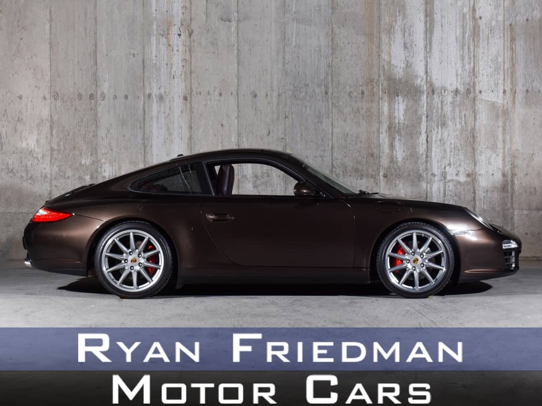 2010 Porsche 911 Carrera 4S — photo 1