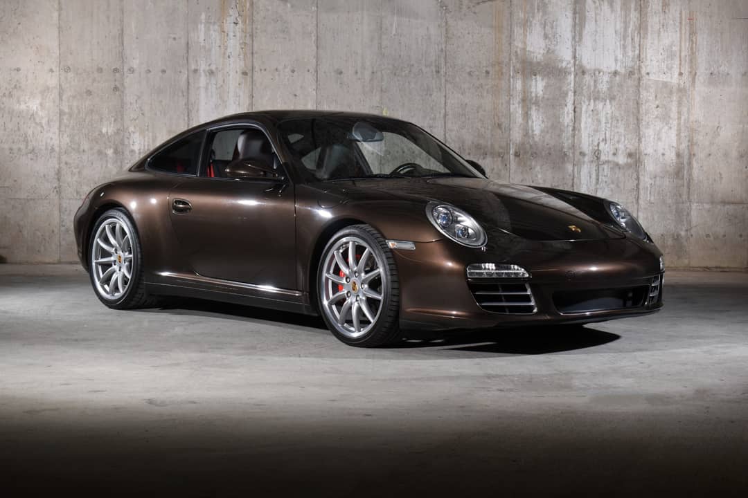 2010 Porsche 911 Carrera 4S — photo 2