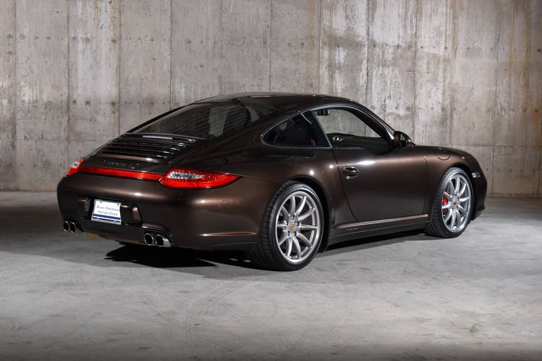 2010 Porsche 911 Carrera 4S — photo 28