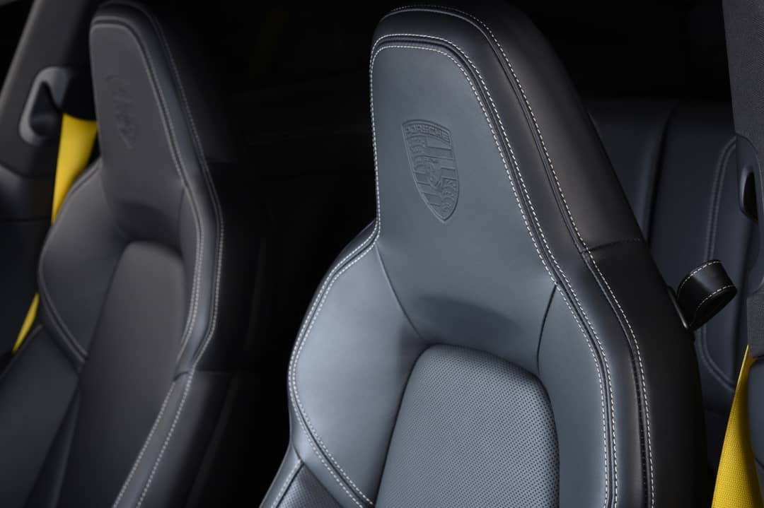 2024 Porsche 911 Carrera 4 GTS — photo 20