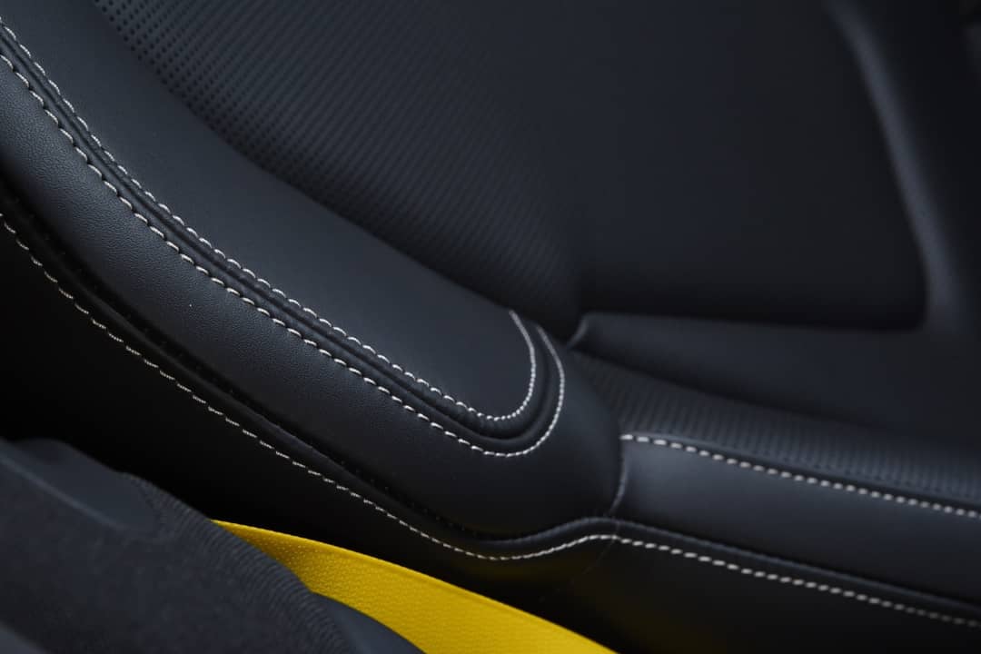 2024 Porsche 911 Carrera 4 GTS — photo 25