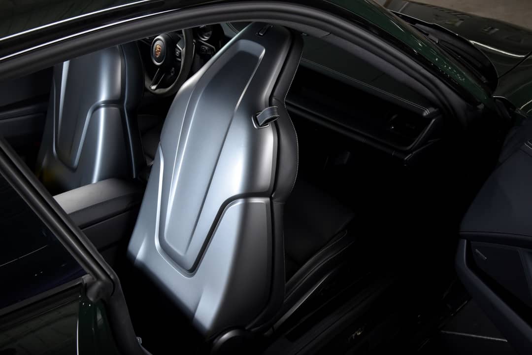 2024 Porsche 911 Carrera 4 GTS — photo 32