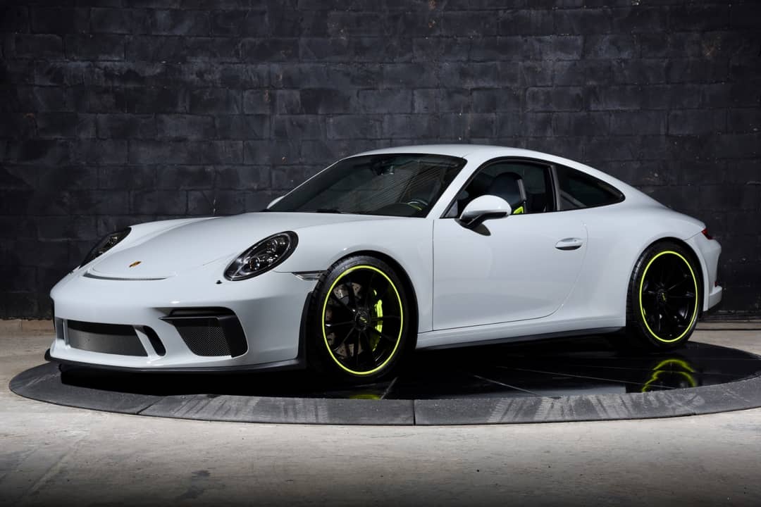 2018 Porsche 911 GT3 Touring — photo 2