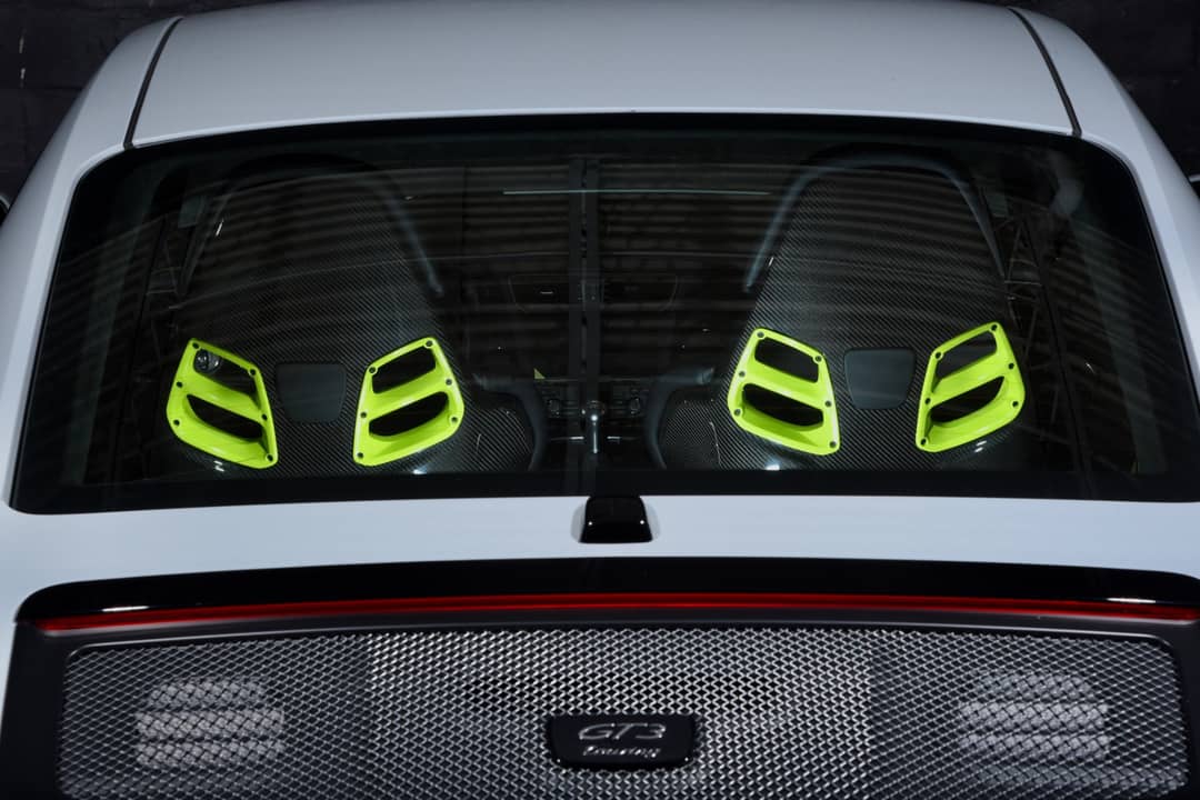 2018 Porsche 911 GT3 Touring — photo 11