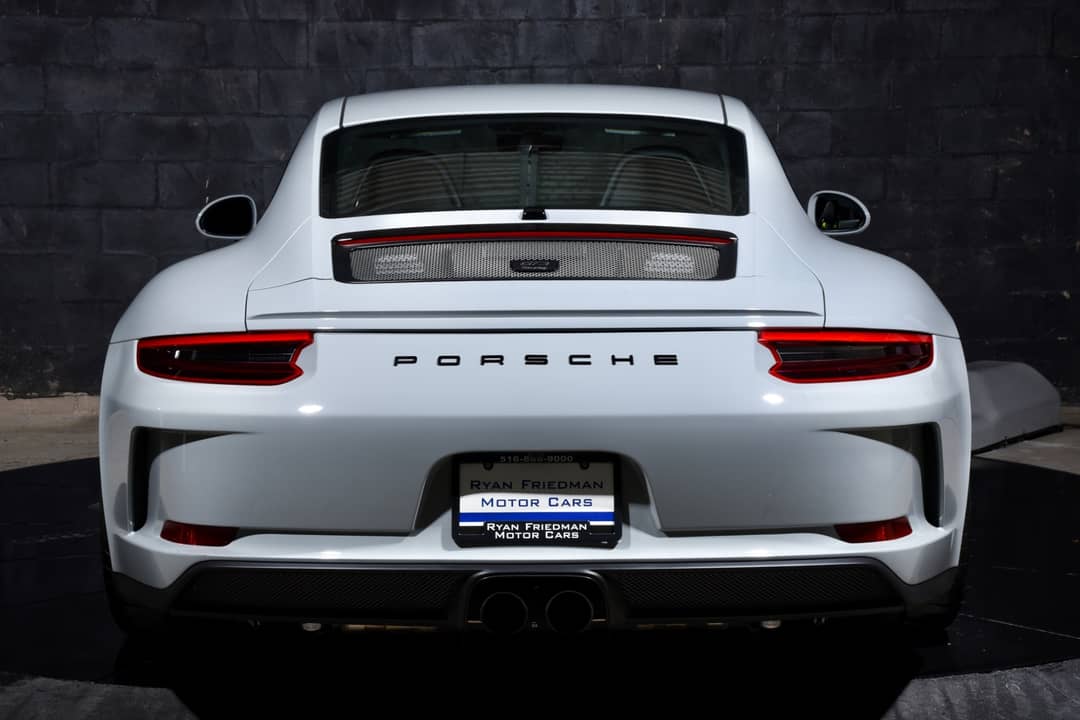 2018 Porsche 911 GT3 Touring — photo 16