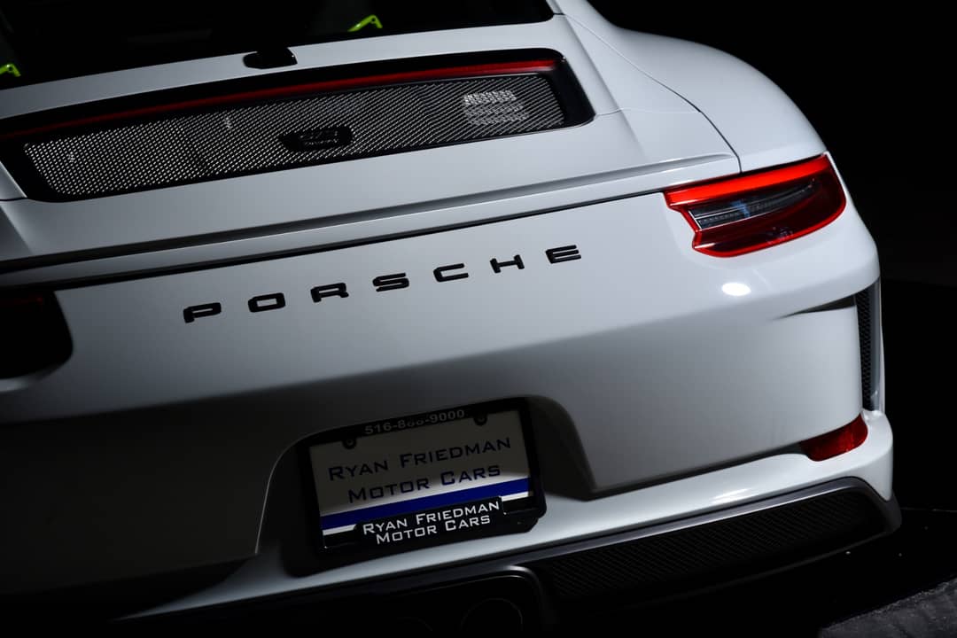 2018 Porsche 911 GT3 Touring — photo 18