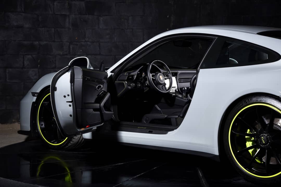 2018 Porsche 911 GT3 Touring — photo 20