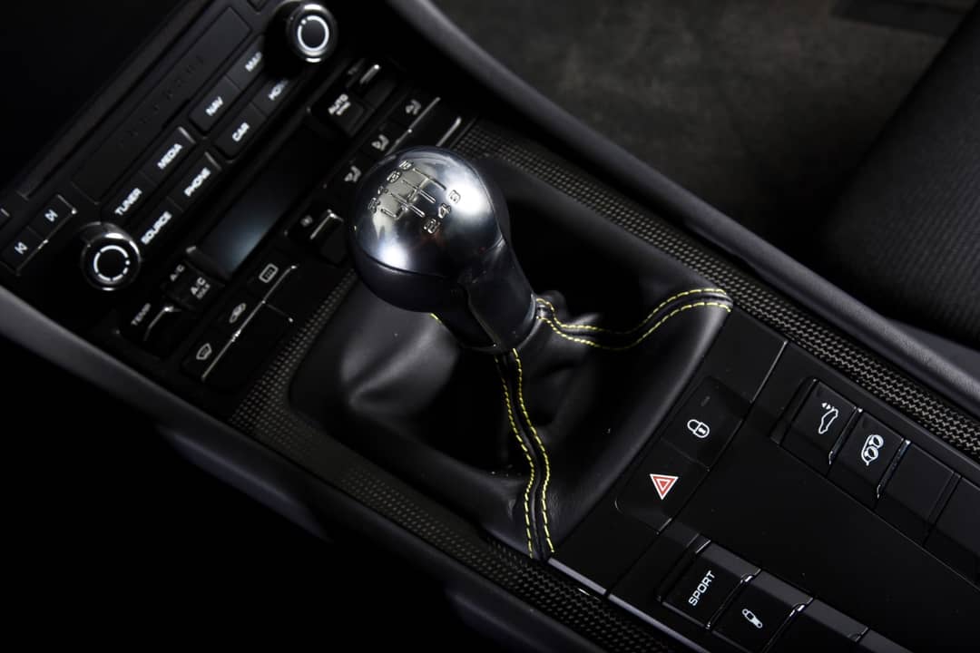 2018 Porsche 911 GT3 Touring — photo 24