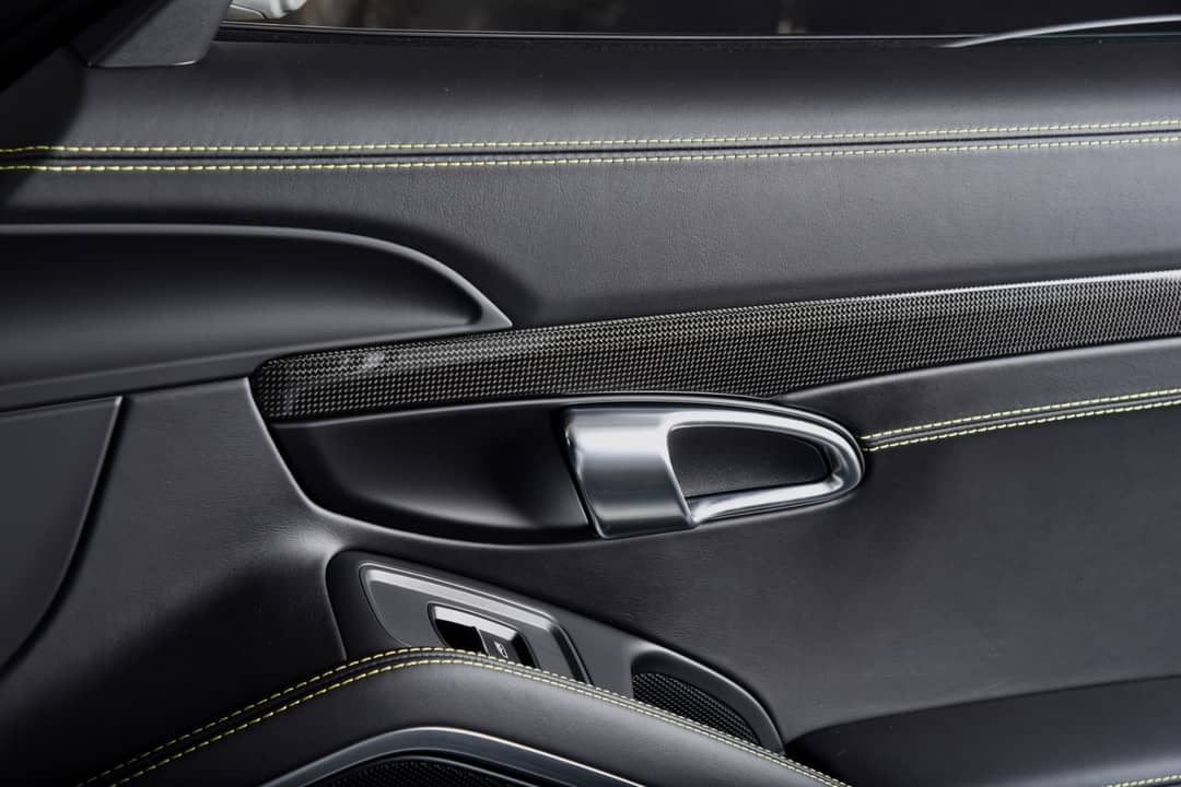 2018 Porsche 911 GT3 Touring — photo 33