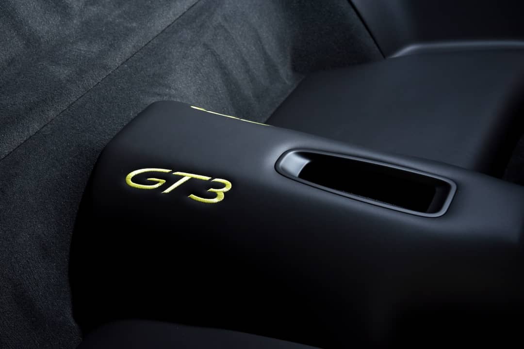 2018 Porsche 911 GT3 Touring — photo 38