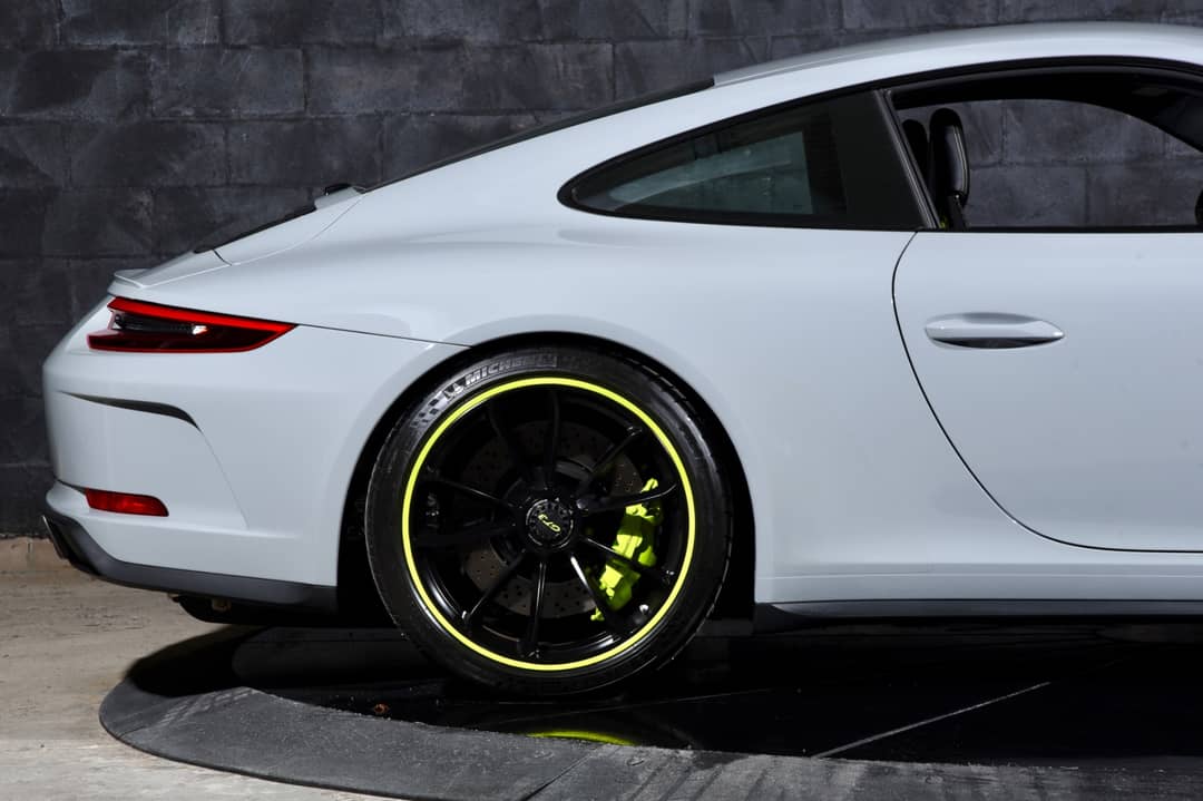 2018 Porsche 911 GT3 Touring — photo 45