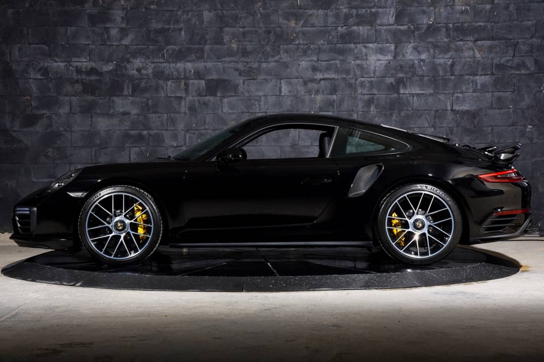 2018 Porsche 911 Turbo S — photo 15