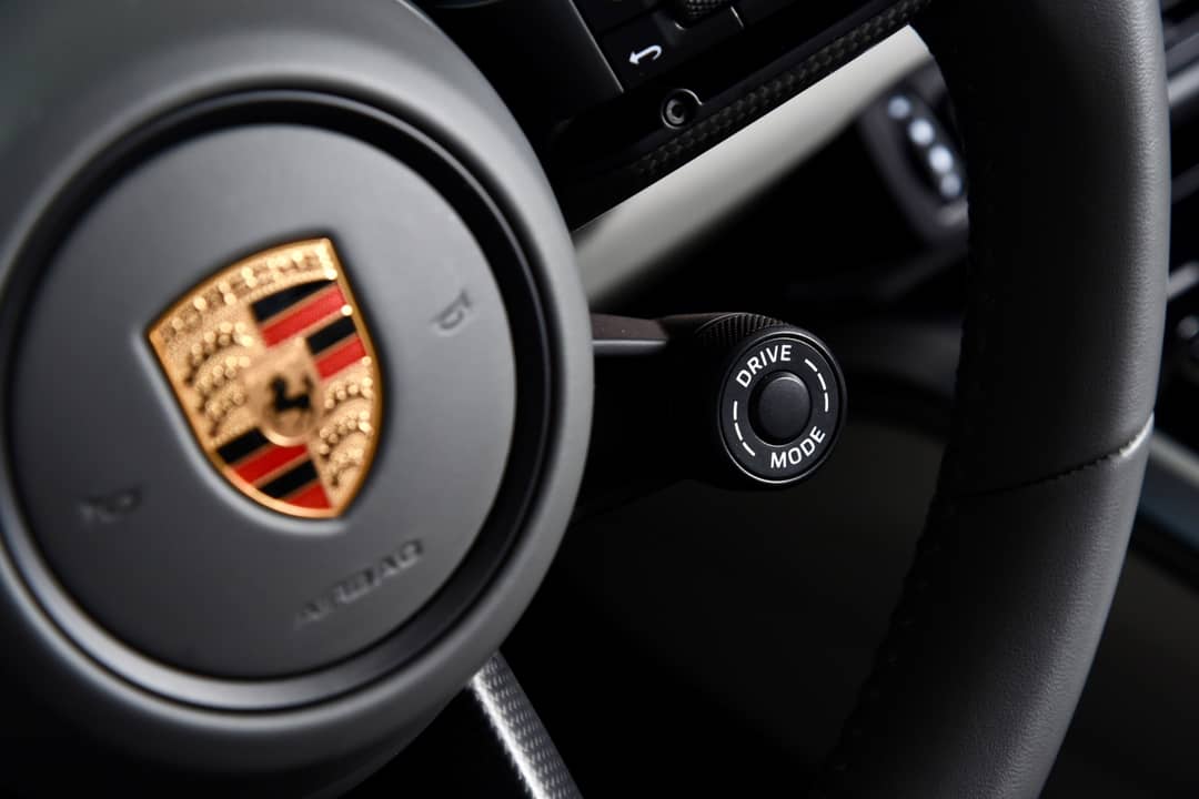2024 Porsche 911 Turbo S — photo 33
