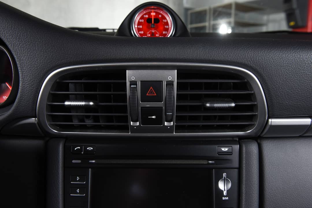 2012 Porsche 911 Carrera GTS — photo 18