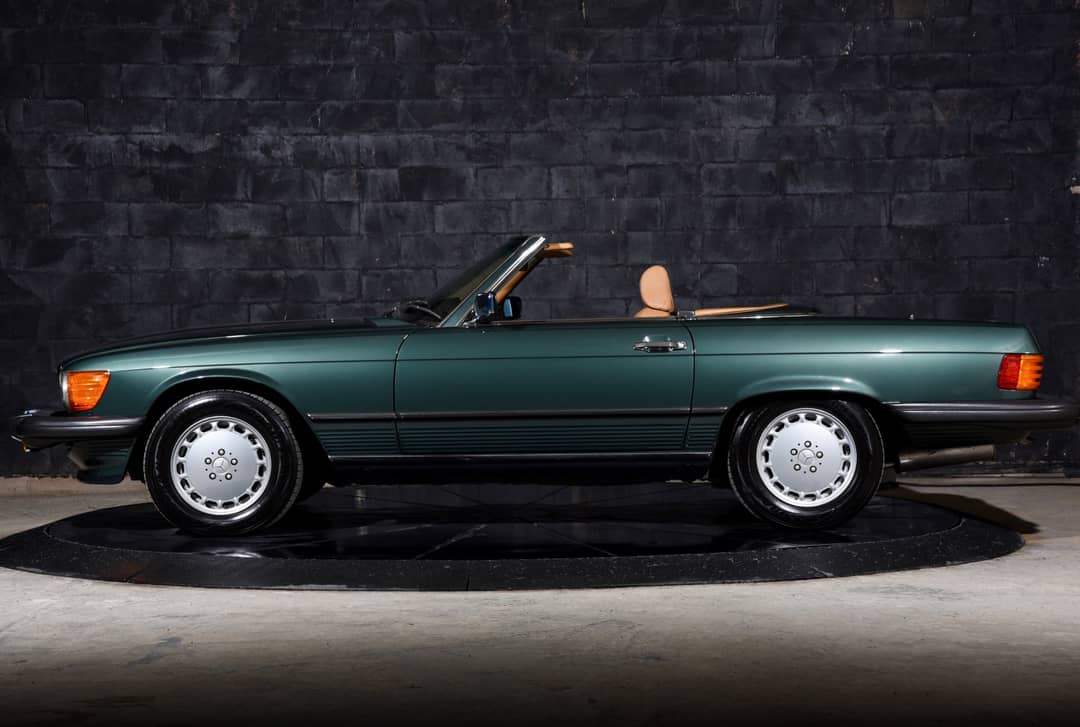 1989 Mercedes-Benz 560-Class 560 SL — photo 13
