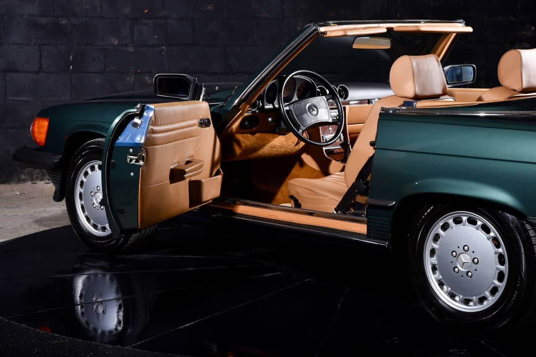 1989 Mercedes-Benz 560-Class 560 SL — photo 14