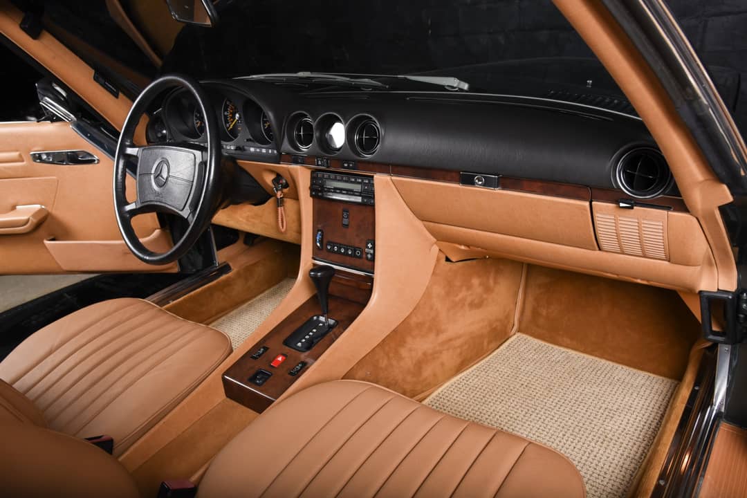 1989 Mercedes-Benz 560-Class 560 SL — photo 15