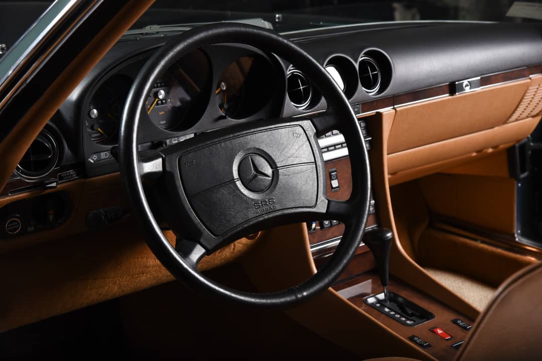 1989 Mercedes-Benz 560-Class 560 SL — photo 16