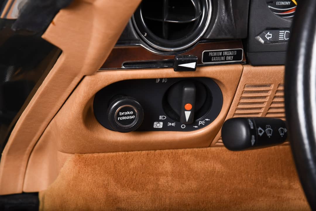 1989 Mercedes-Benz 560-Class 560 SL — photo 20
