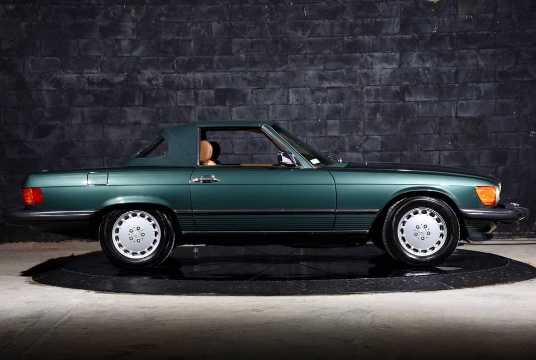1989 Mercedes-Benz 560-Class 560 SL — photo 36