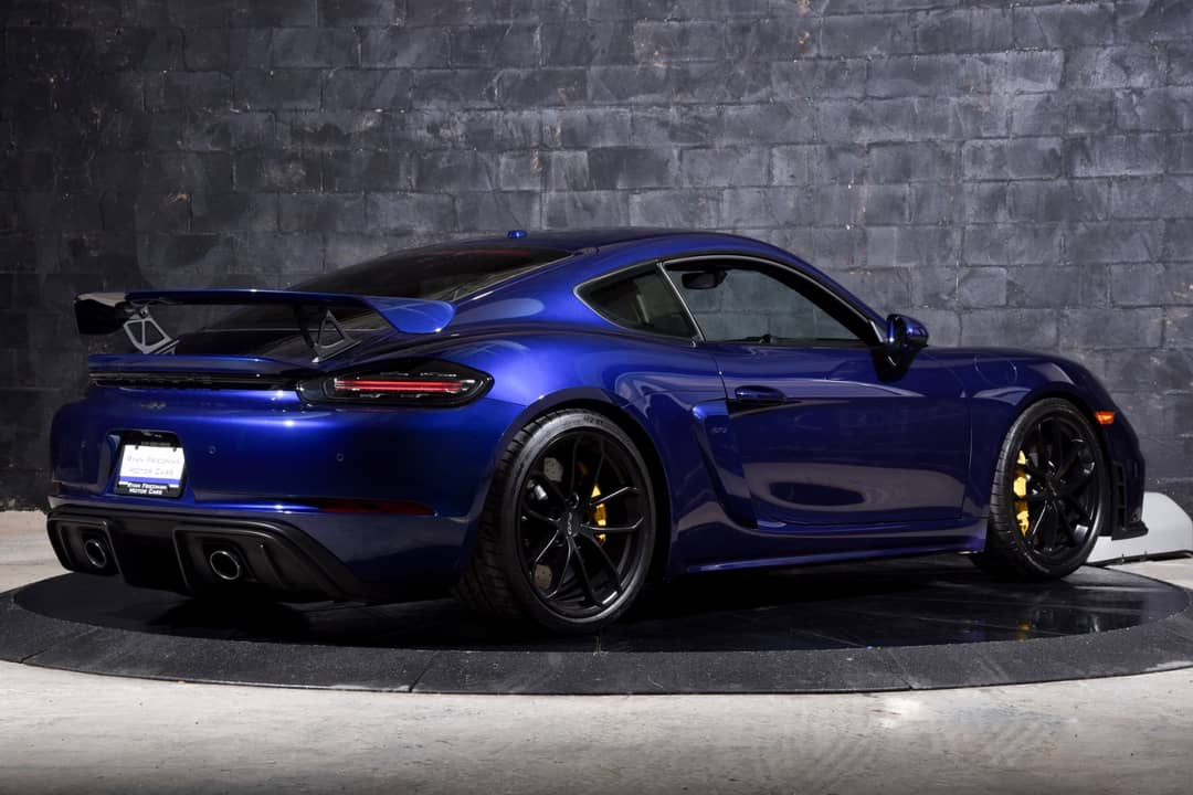 2020 Porsche 718 Cayman GT4 — photo 11