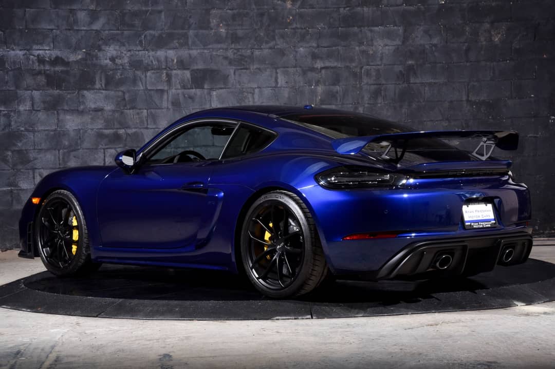 2020 Porsche 718 Cayman GT4 — photo 3