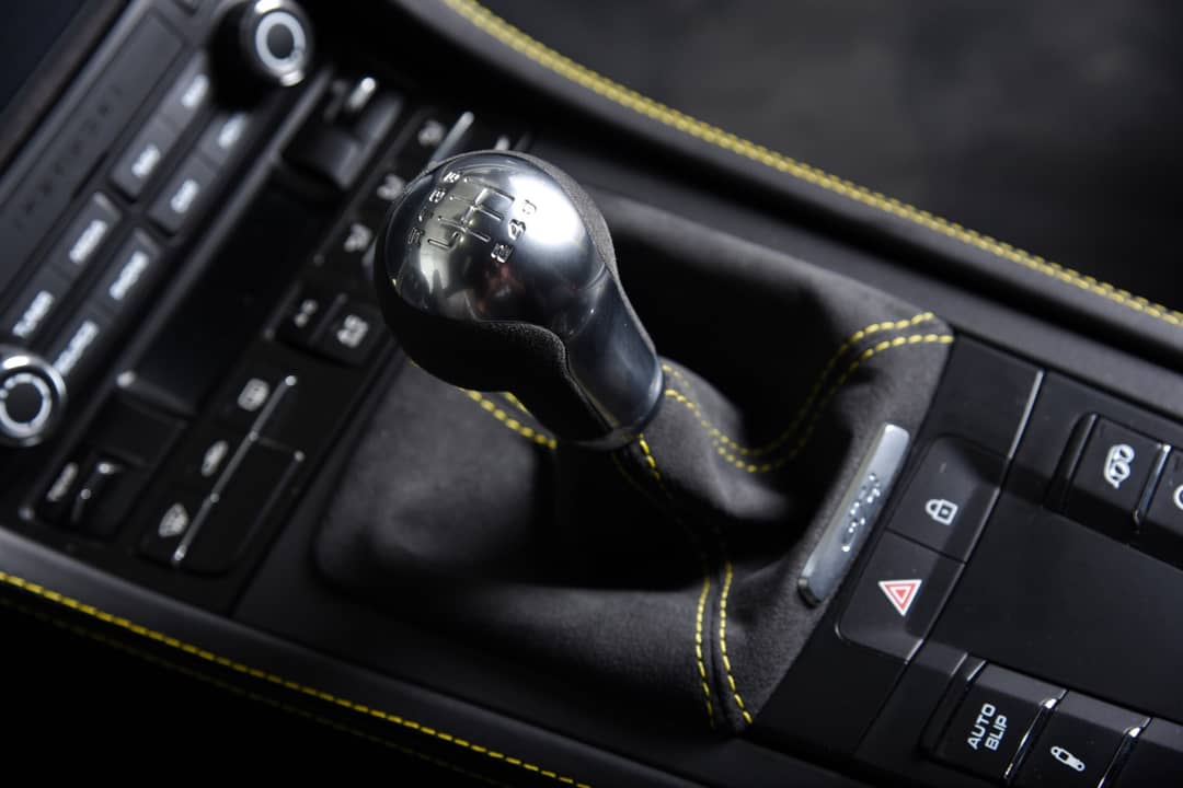 2020 Porsche 718 Cayman GT4 — photo 6