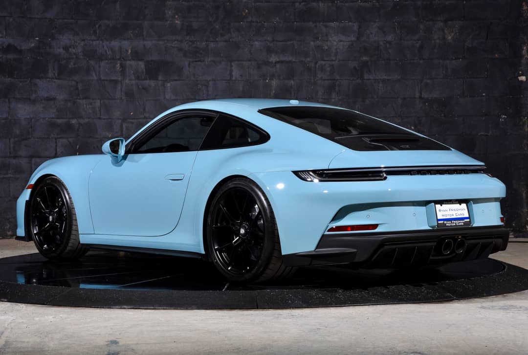 2024 Porsche 911 GT3 Touring — photo 3