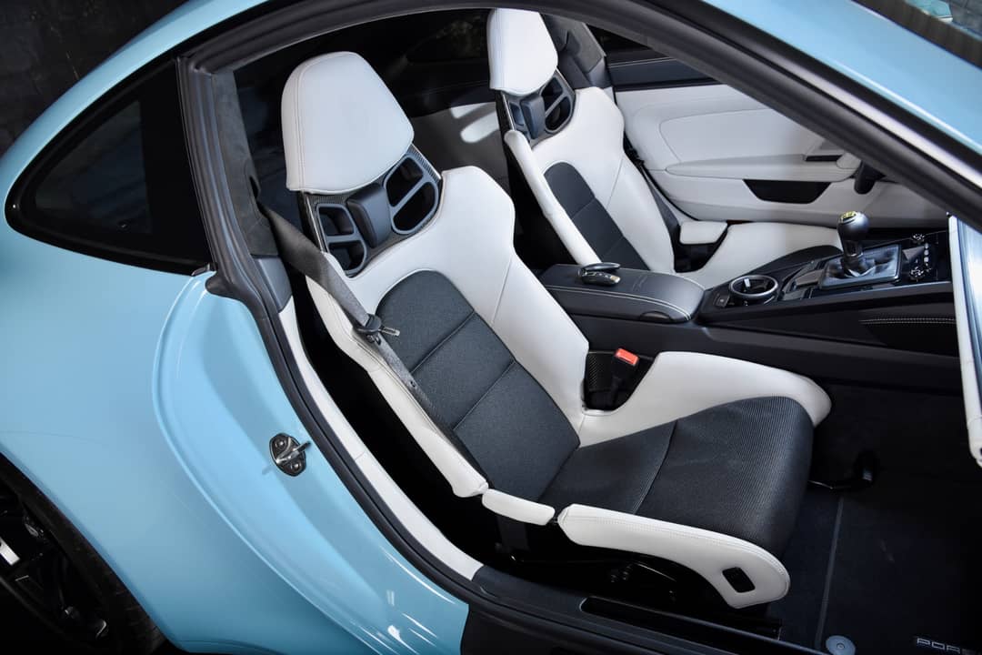 2024 Porsche 911 GT3 Touring — photo 21