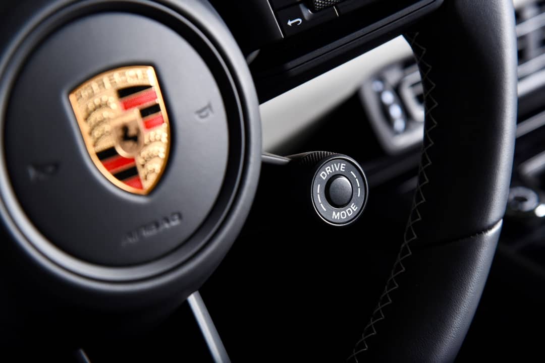 2024 Porsche 911 GT3 Touring — photo 24