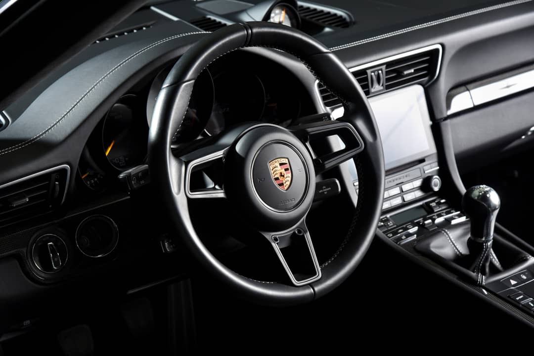 2018 Porsche 911 GT3 Touring — photo 20